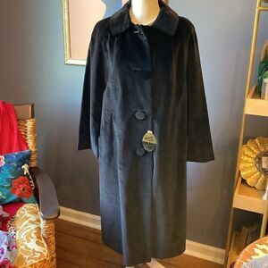 Vintage Marguerite Rubel Vintage 1960’s Velvet Swing Coat 🌉🤎🍫💝